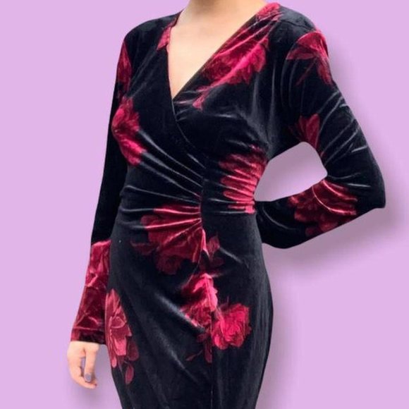 VINTAGE 90s ROMANTIC GOTH VELVET DRESS - Picture 2 of 4